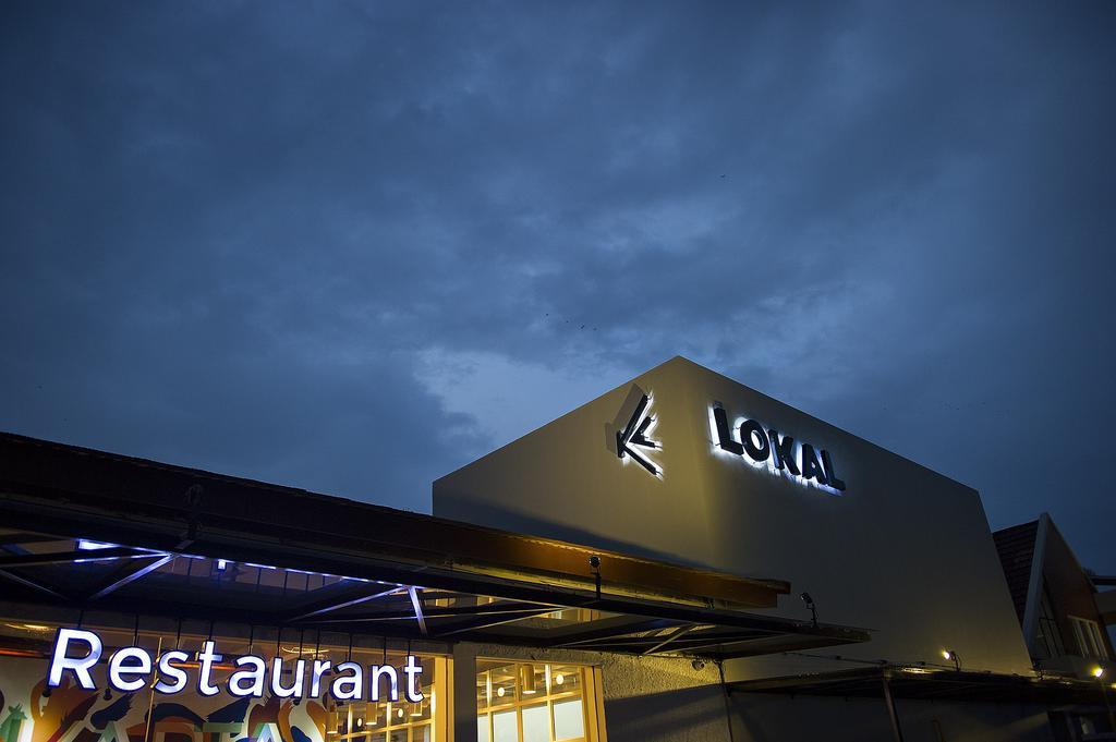 Lokal Hotel & Restaurant Kejayan Экстерьер фото