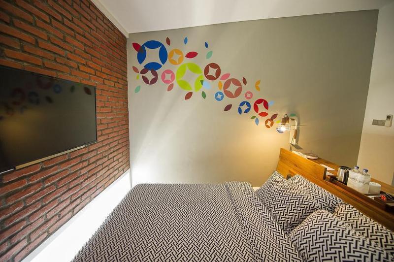 Lokal Hotel & Restaurant Kejayan Экстерьер фото
