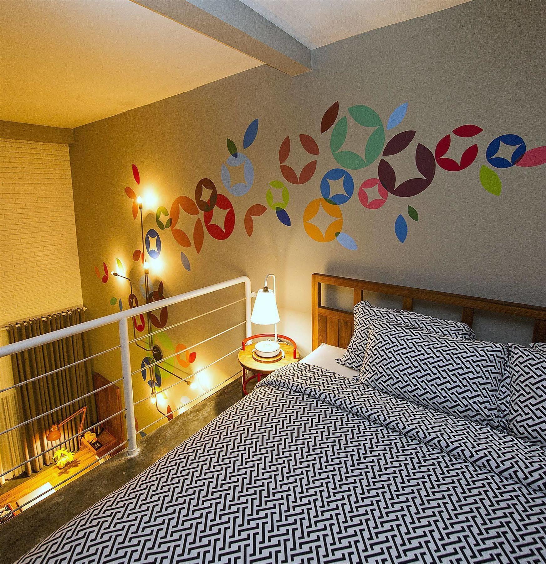 Lokal Hotel & Restaurant Kejayan Экстерьер фото