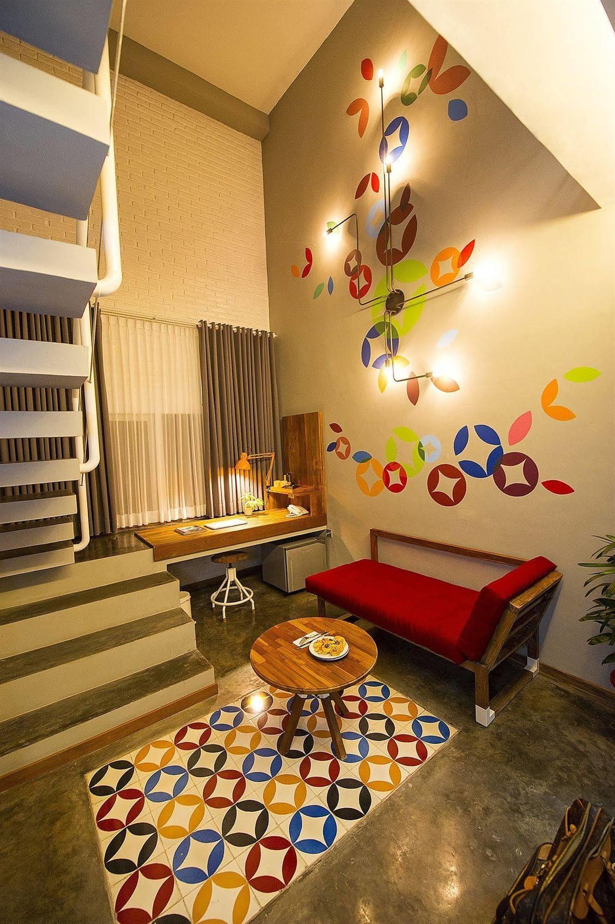 Lokal Hotel & Restaurant Kejayan Экстерьер фото